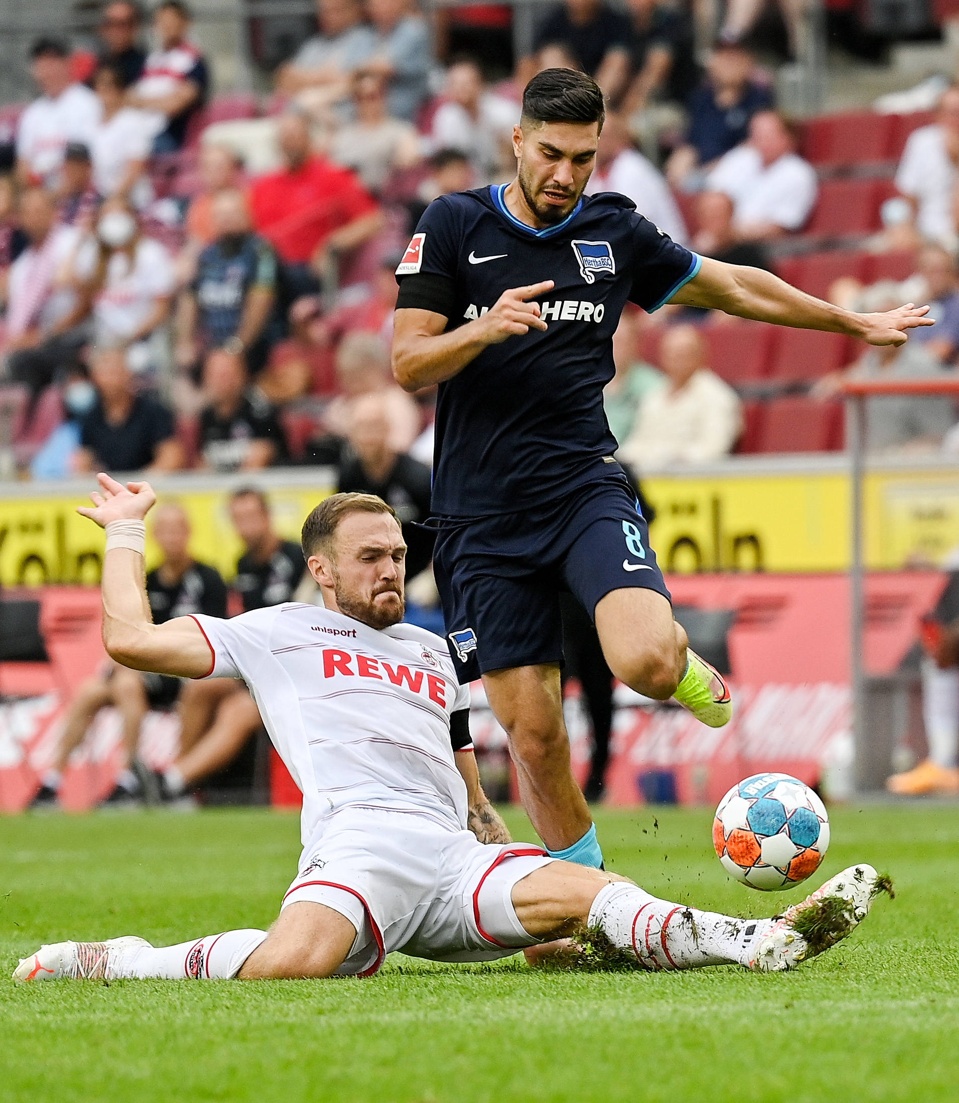 柏林赫塔队在场上表现出色获得胜利的简单介绍