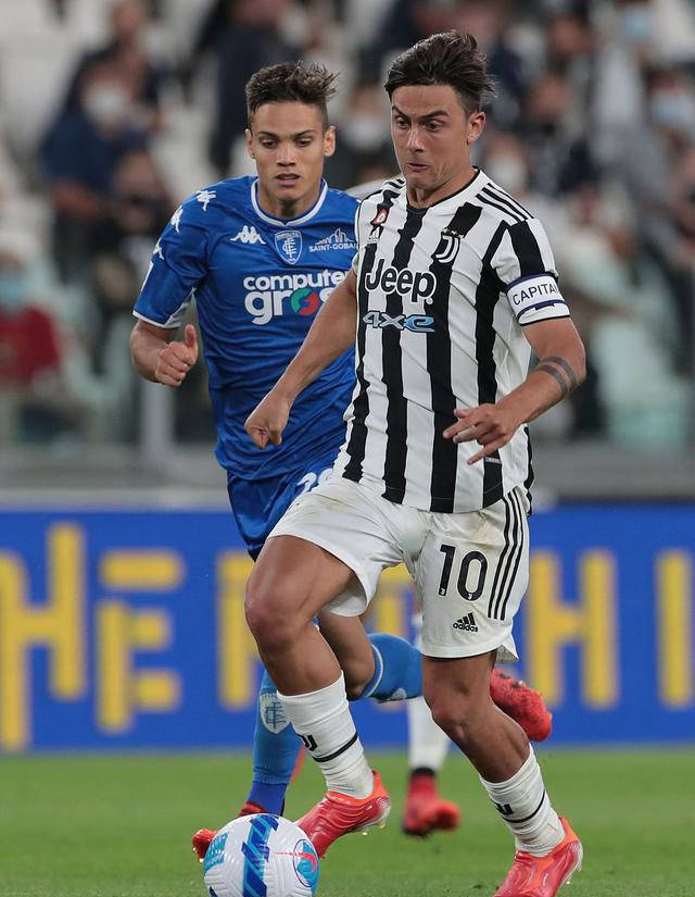 爱游戏亚洲官网-尤文图斯球员庆祝胜利，展望未来挑战