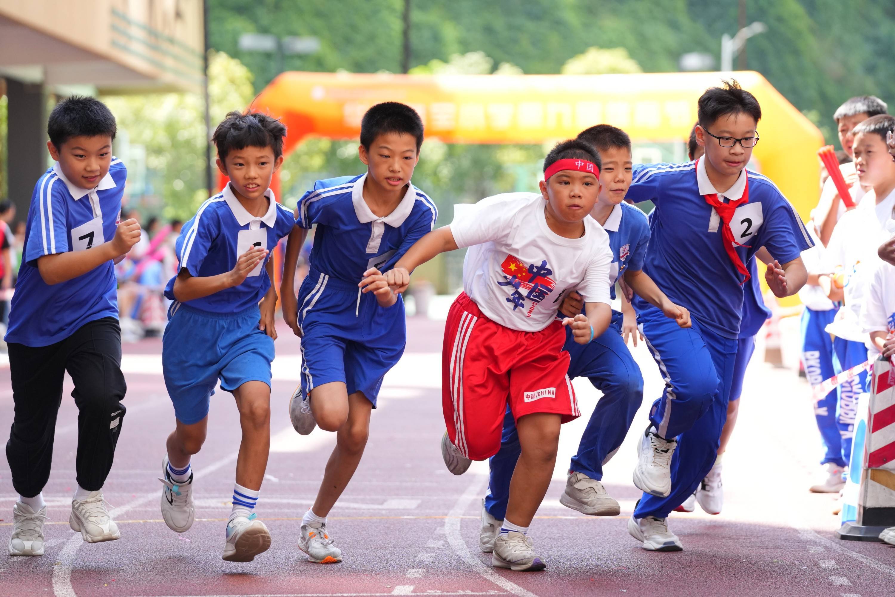 爱游戏网页版登录入口-拼尽全力，运动员们闪耀赛场！