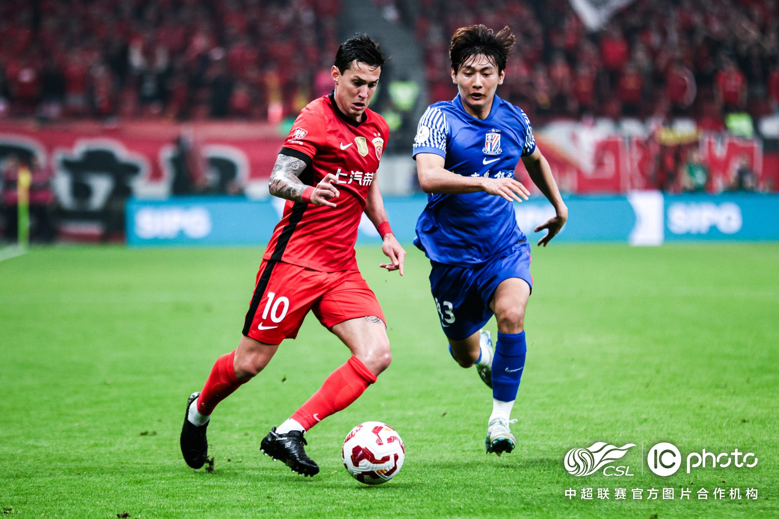 中国足球联赛未来发展光明,球员努力不懈的简单介绍 中国足球联赛未来发展光明,球员努力不懈的简单介绍